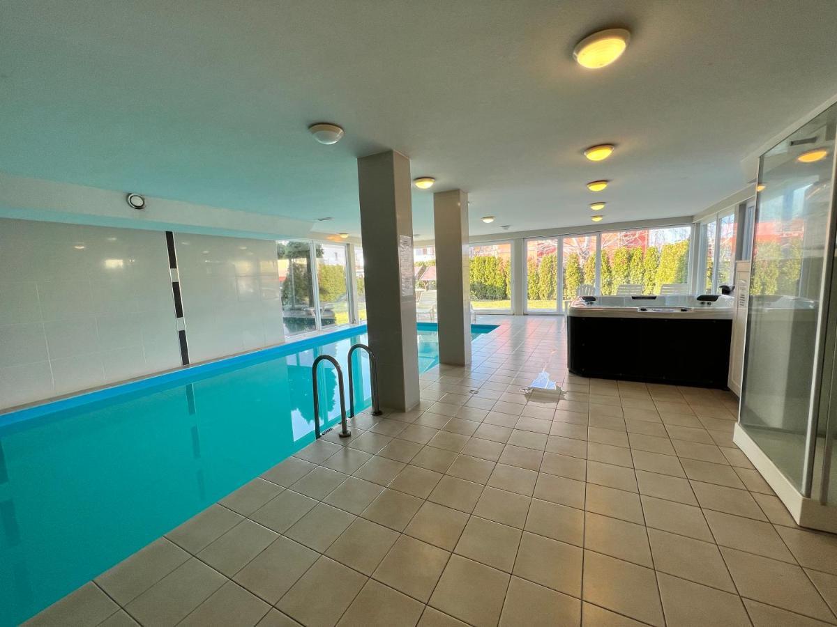 Wellness Apartman Siofok Exterior photo